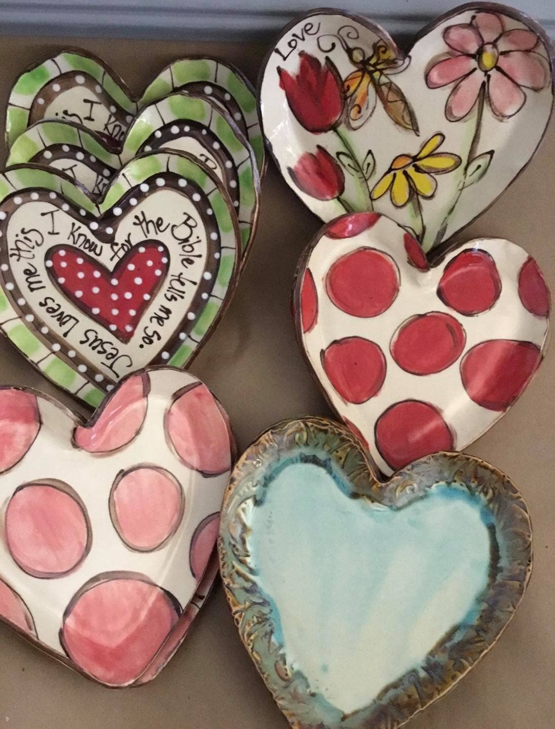 Small Heart Plate (Green White Jesus Loves Me)