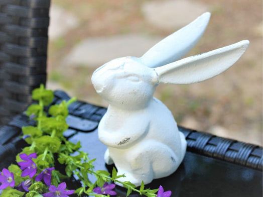 Cast Iron White Rabbit
