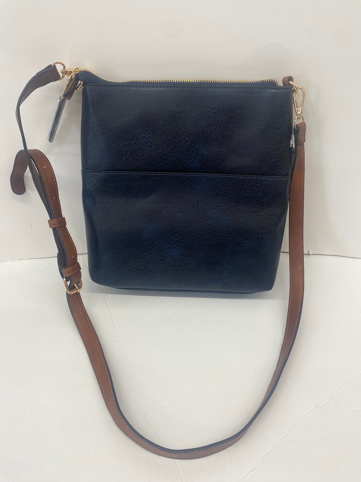 Elina Zipper Front Pocket Crossbody Bag / Navy