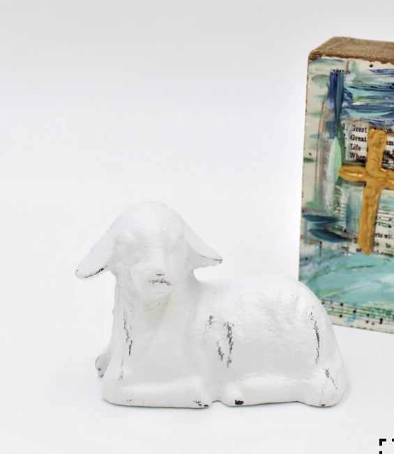 Cast Iron Lamb 3x2.5x2”