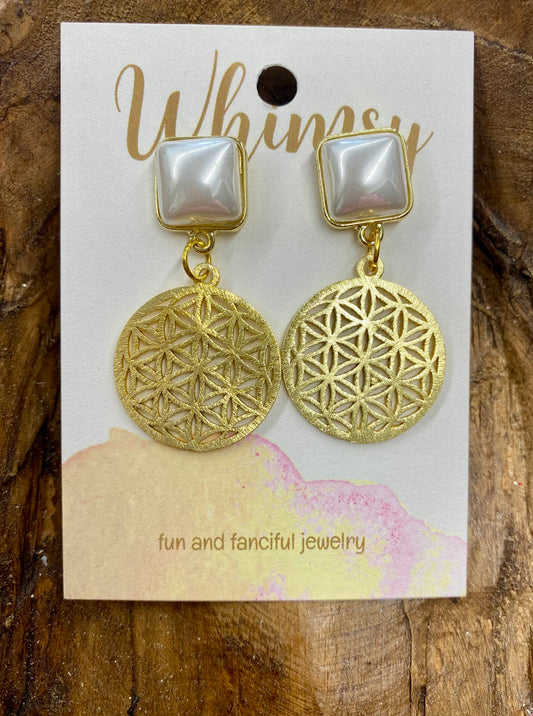 Square pearl and gold earrings / Whimsy Jewels