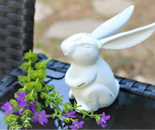 Cast Iron White Rabbit 4x3.25x2”