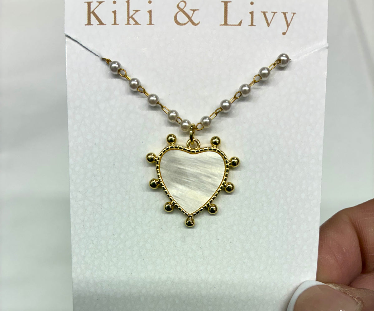 White Heart Pearl Strand Necklace