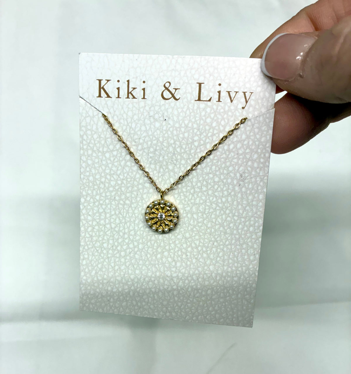 Dainty Pearls Gold Circle with Stone
