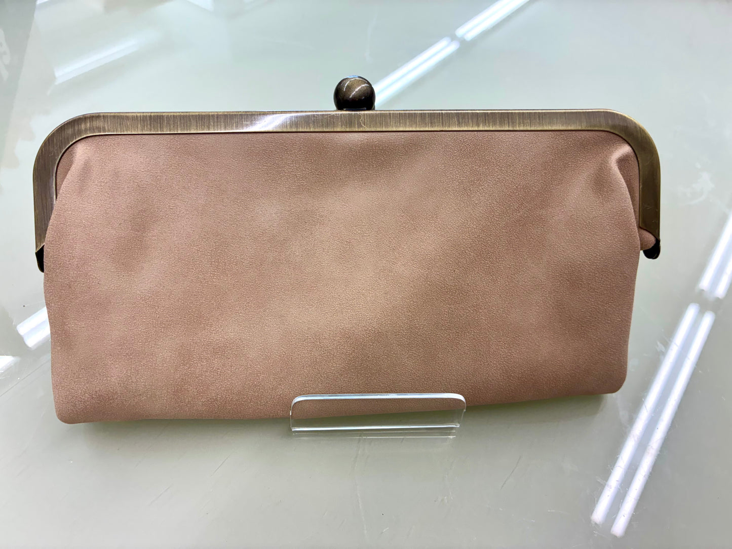 Karen Kiss Lock Clutch Bag: Mutiple Colors