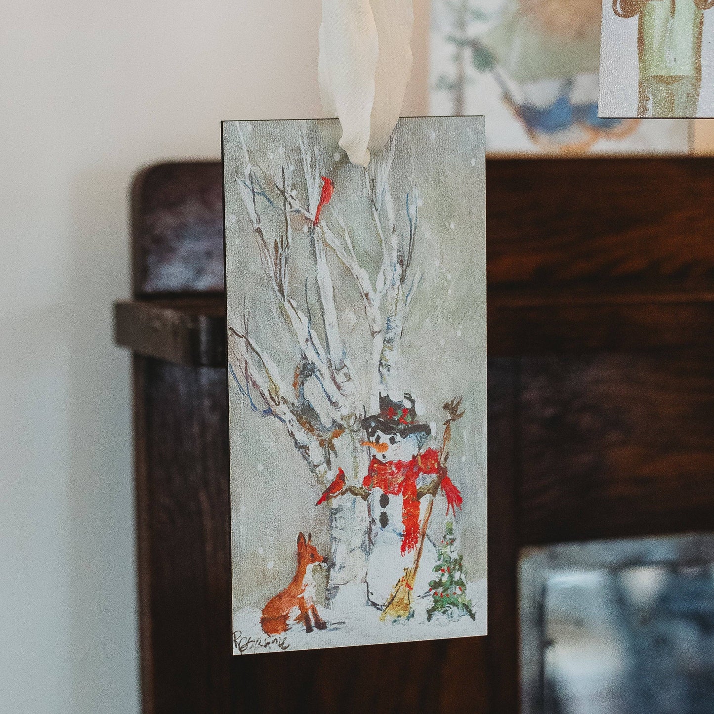 ROZIE'S SNOWMAN WITH FOX ORNAMENT: 3"x6"