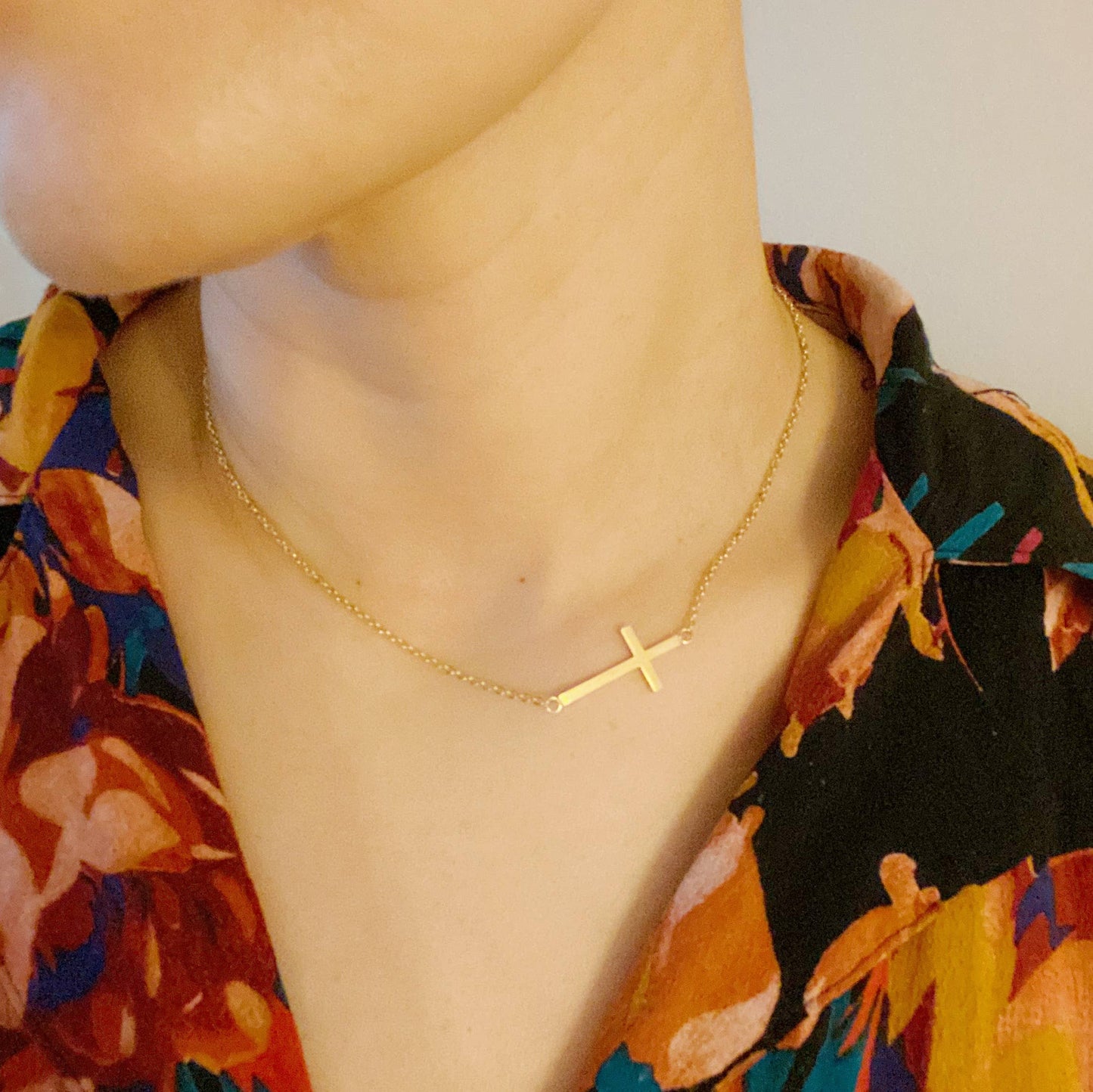 Kayla Cross Necklace: Gold