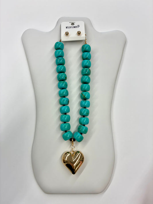 Chunky Turquoise Beaded Puff Heart Necklace with Gold Stud Earrings