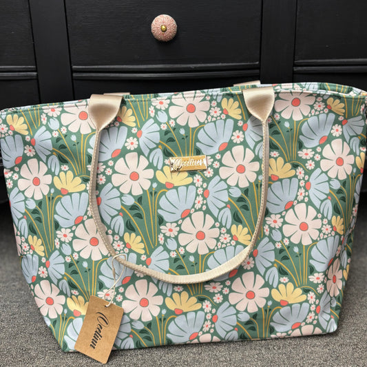 Fresh & Compact Wild Daisy Tote Bag for Effortless Everyday Style