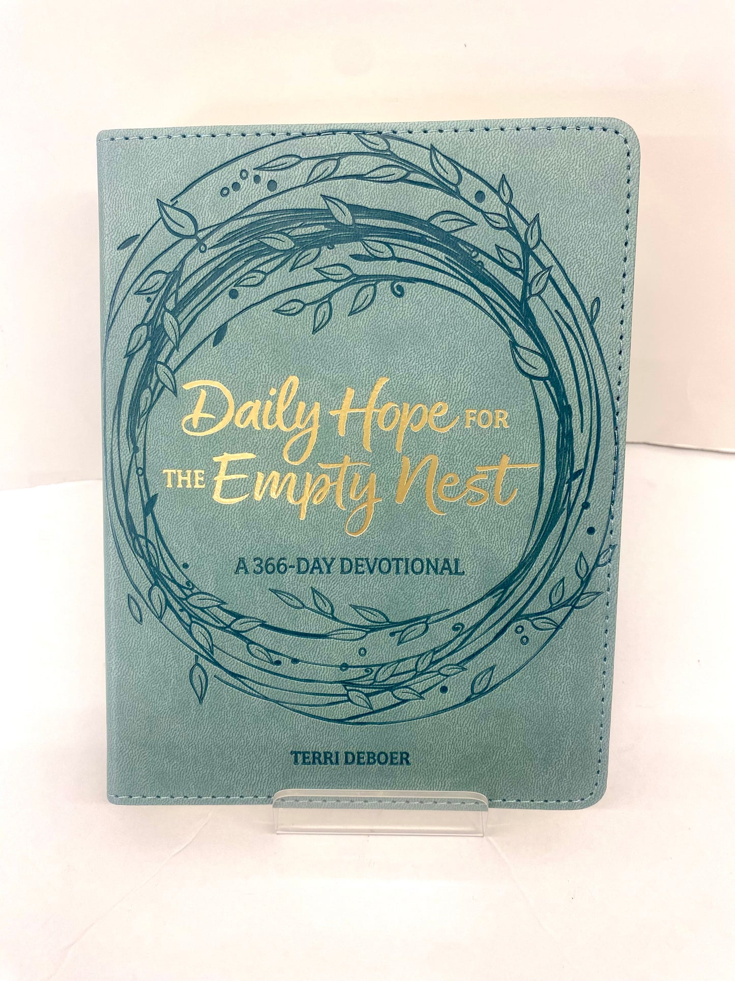 Daily Hope For The Empty Nester / 366-Day Devotional