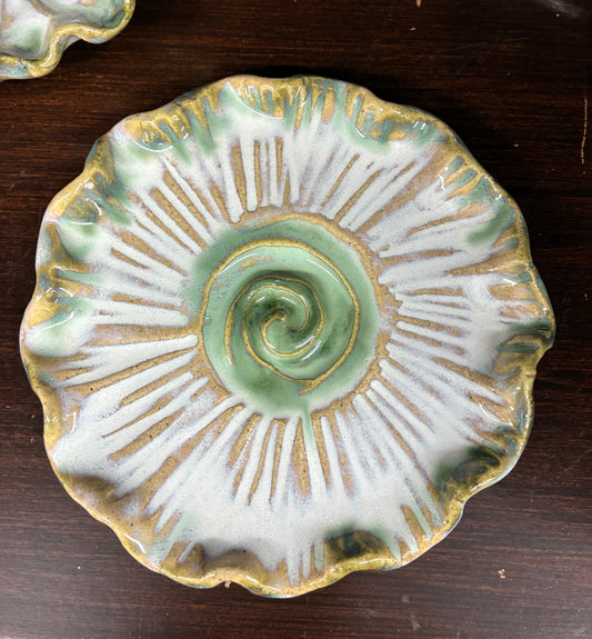 Scalloped Flower Dish Tab Boren Pottery