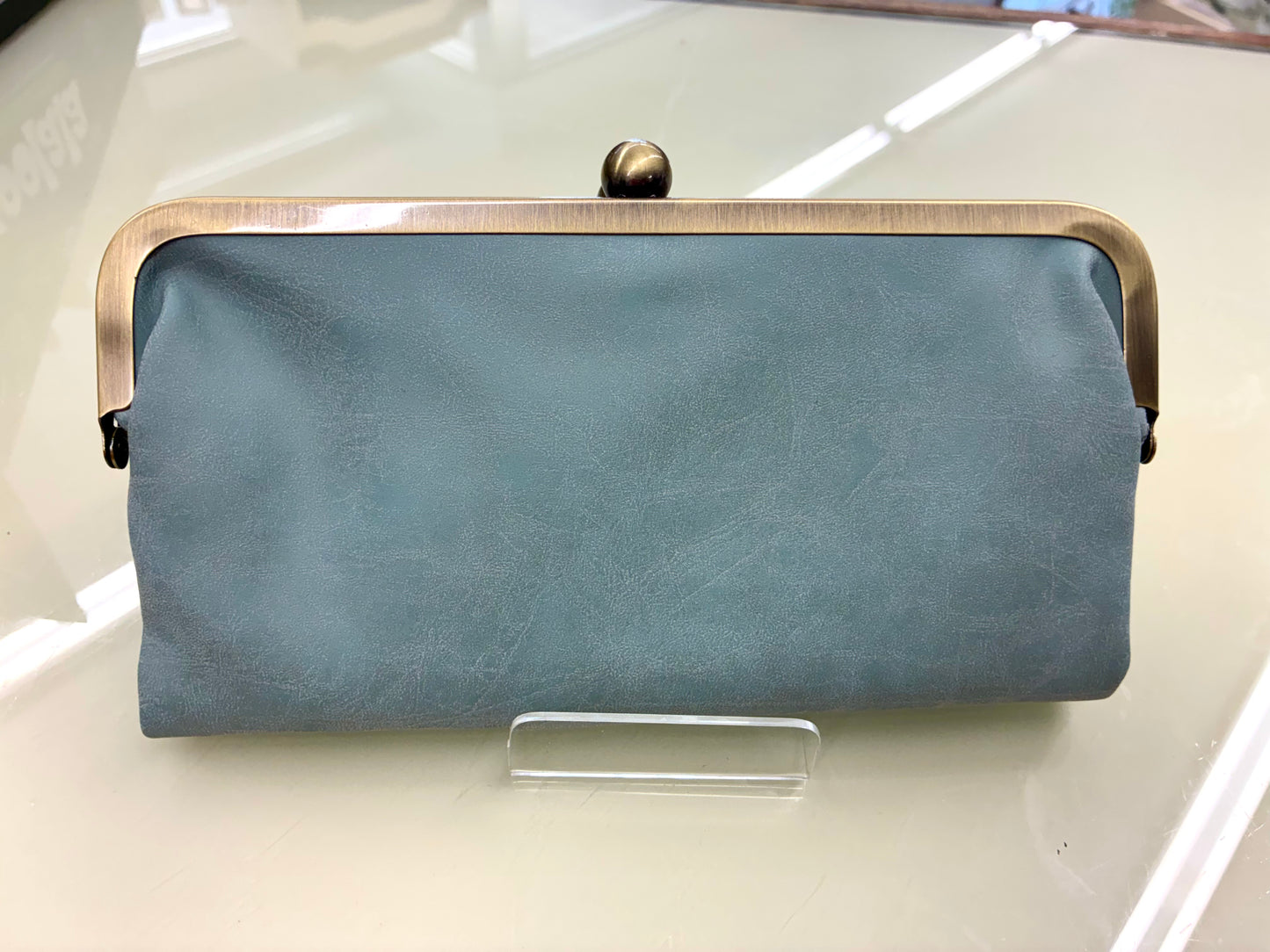 Karen Kiss Lock Clutch Bag: Mutiple Colors