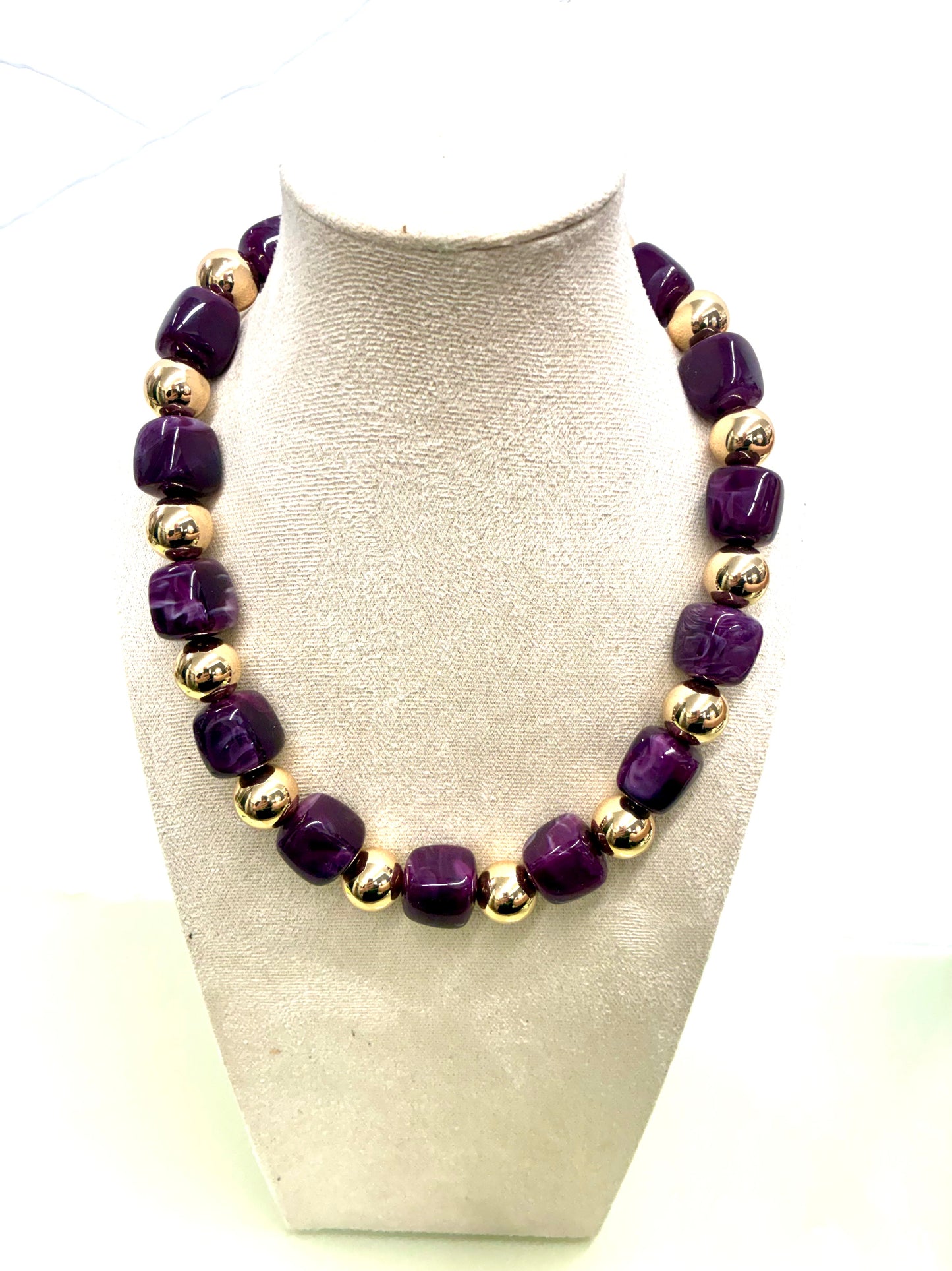 Waterproof Beaded Necklace w/Stud Earrings