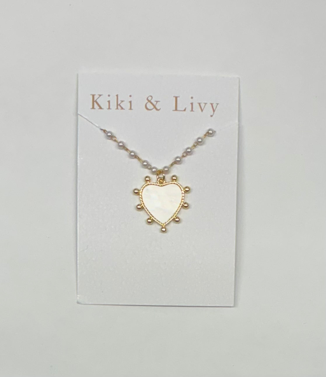White Heart Pearl Strand Necklace