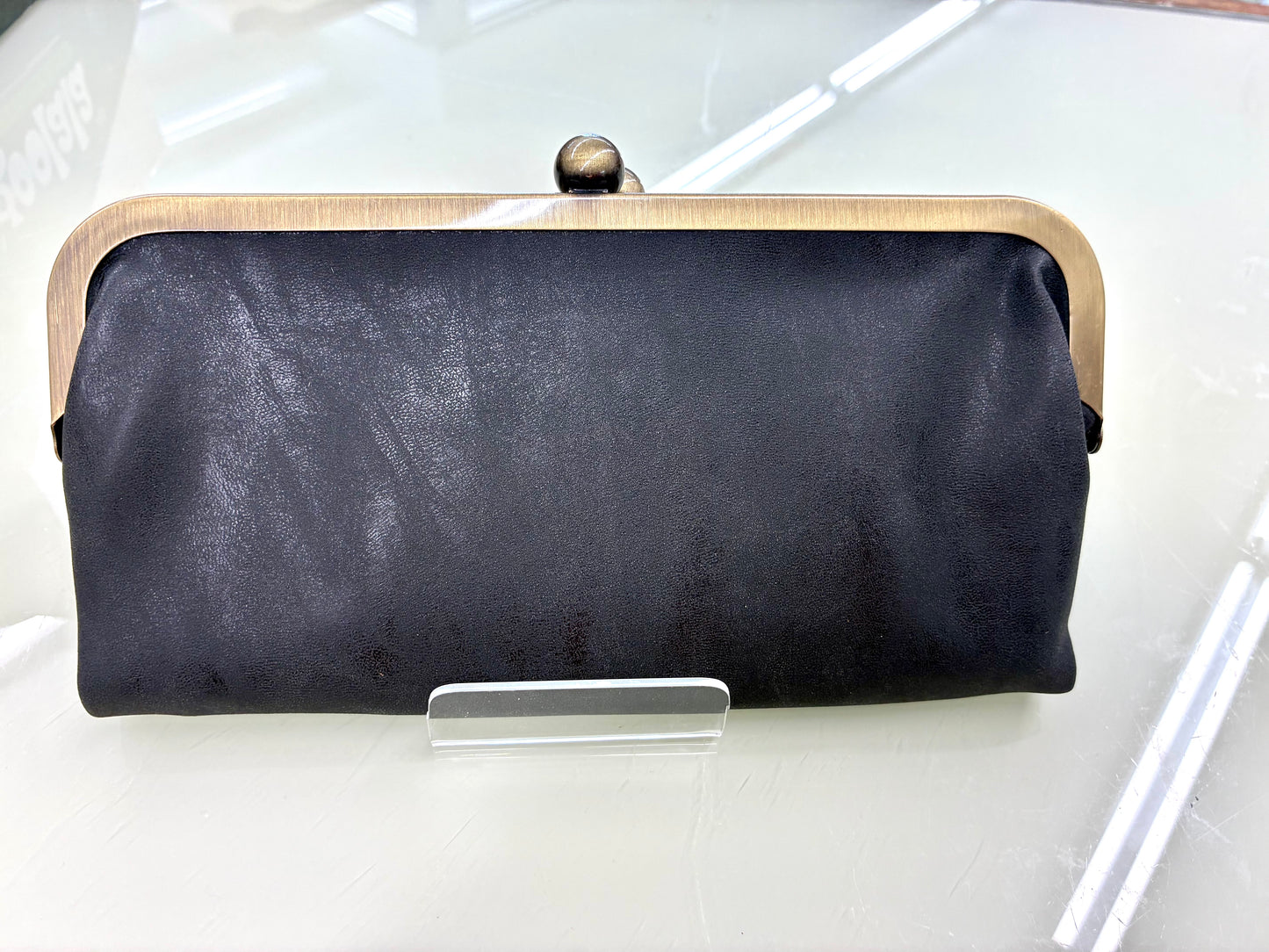 Karen Kiss Lock Clutch Bag: Mutiple Colors