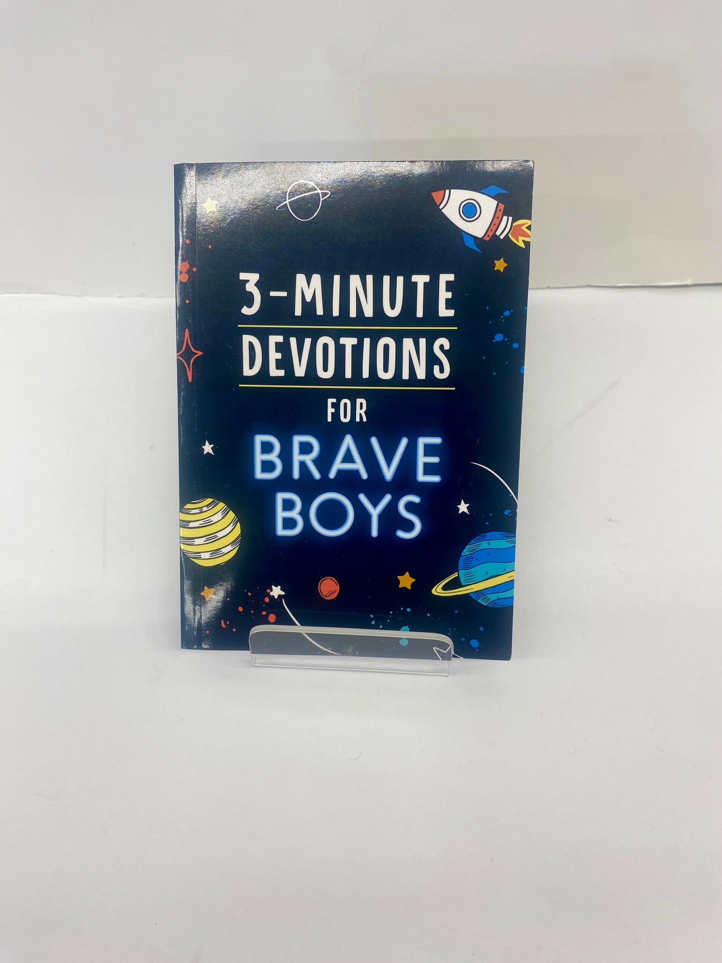 3-Minute Devotions for Brave Boys