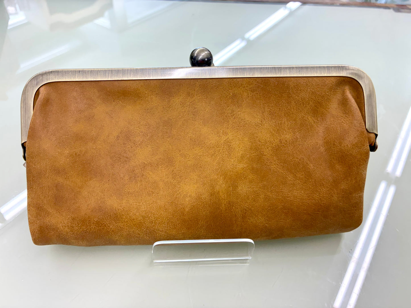 Karen Kiss Lock Clutch Bag: Mutiple Colors