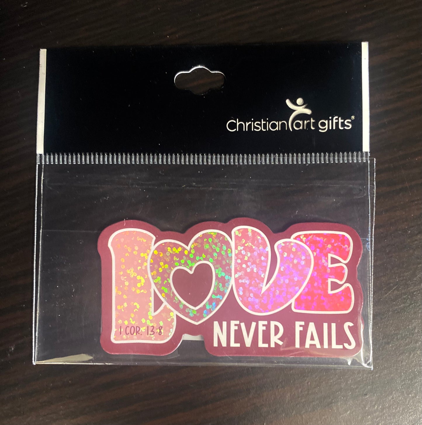 Love Never Fails Magnet  1 Corinthians 13.8