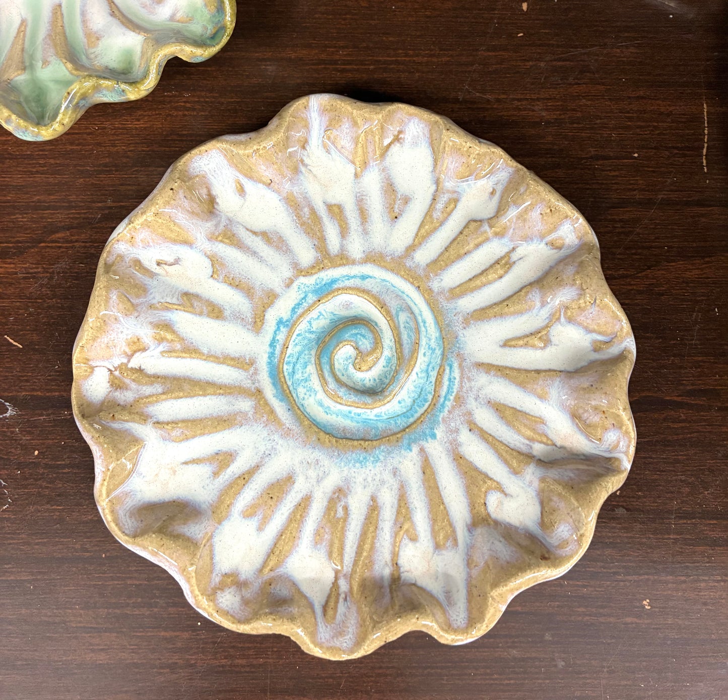 Scalloped Flower Dish Tab Boren Pottery