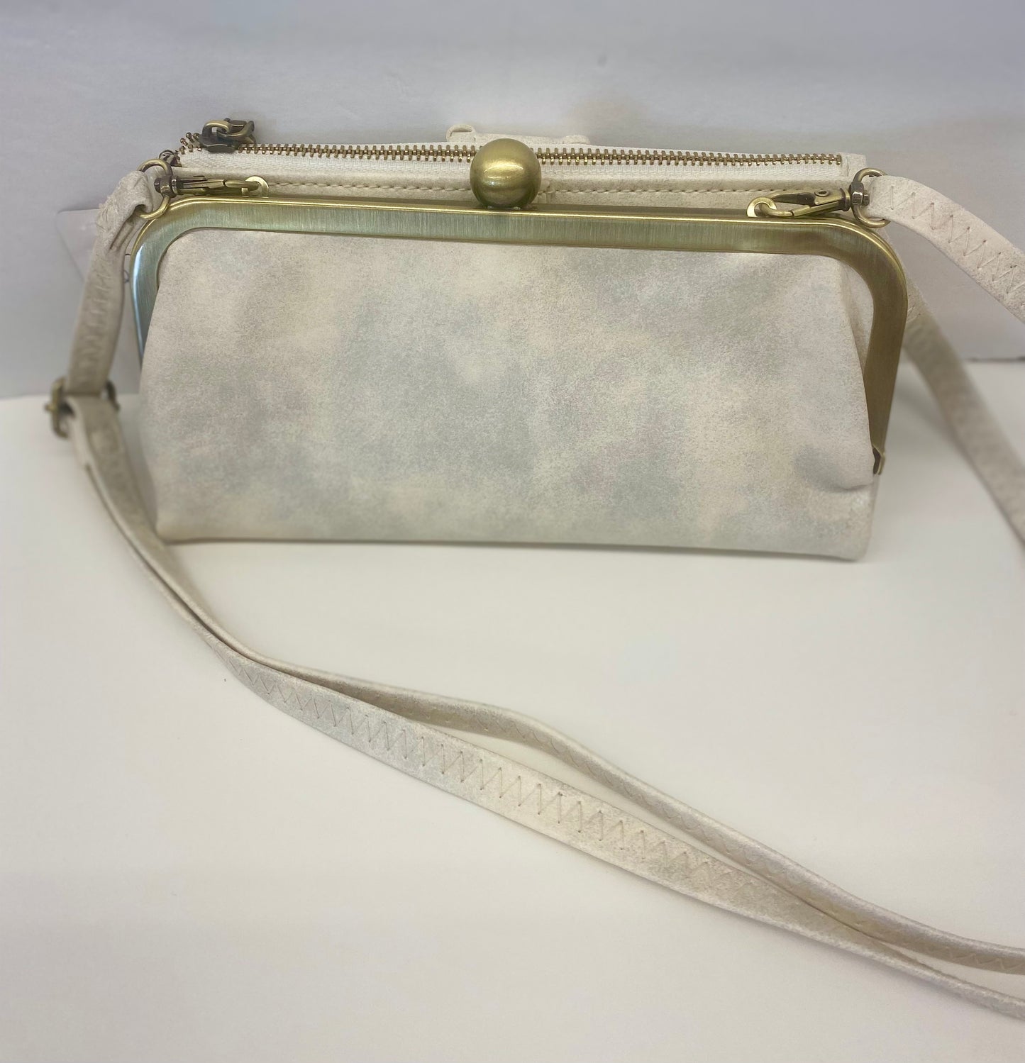 Grace Crossbody Clutch Wallet