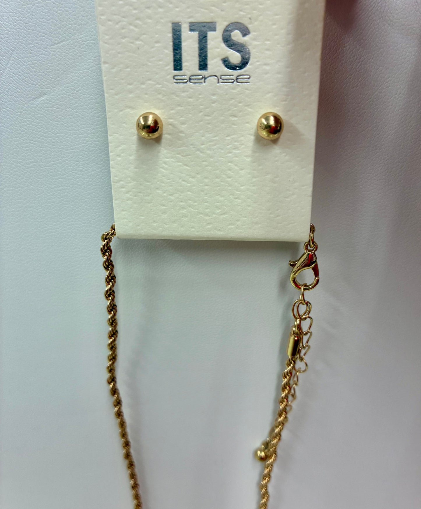 Pink Glitter Heart Necklace Gold Rope Chain with Gold Stud Earrings