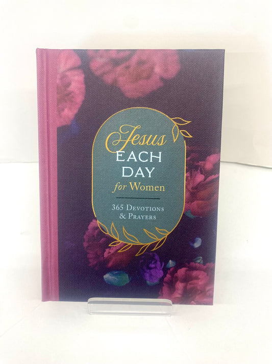 Jesus Each Day for Women - 365 Devotions & Prayers