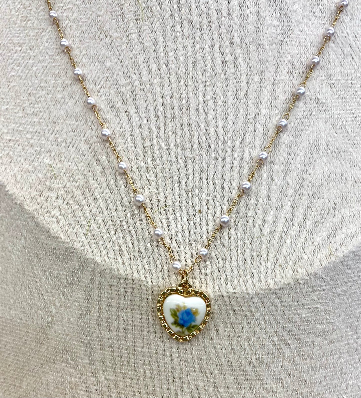 Gold Pearl Rose Heart Pendant & Earrings / Blue