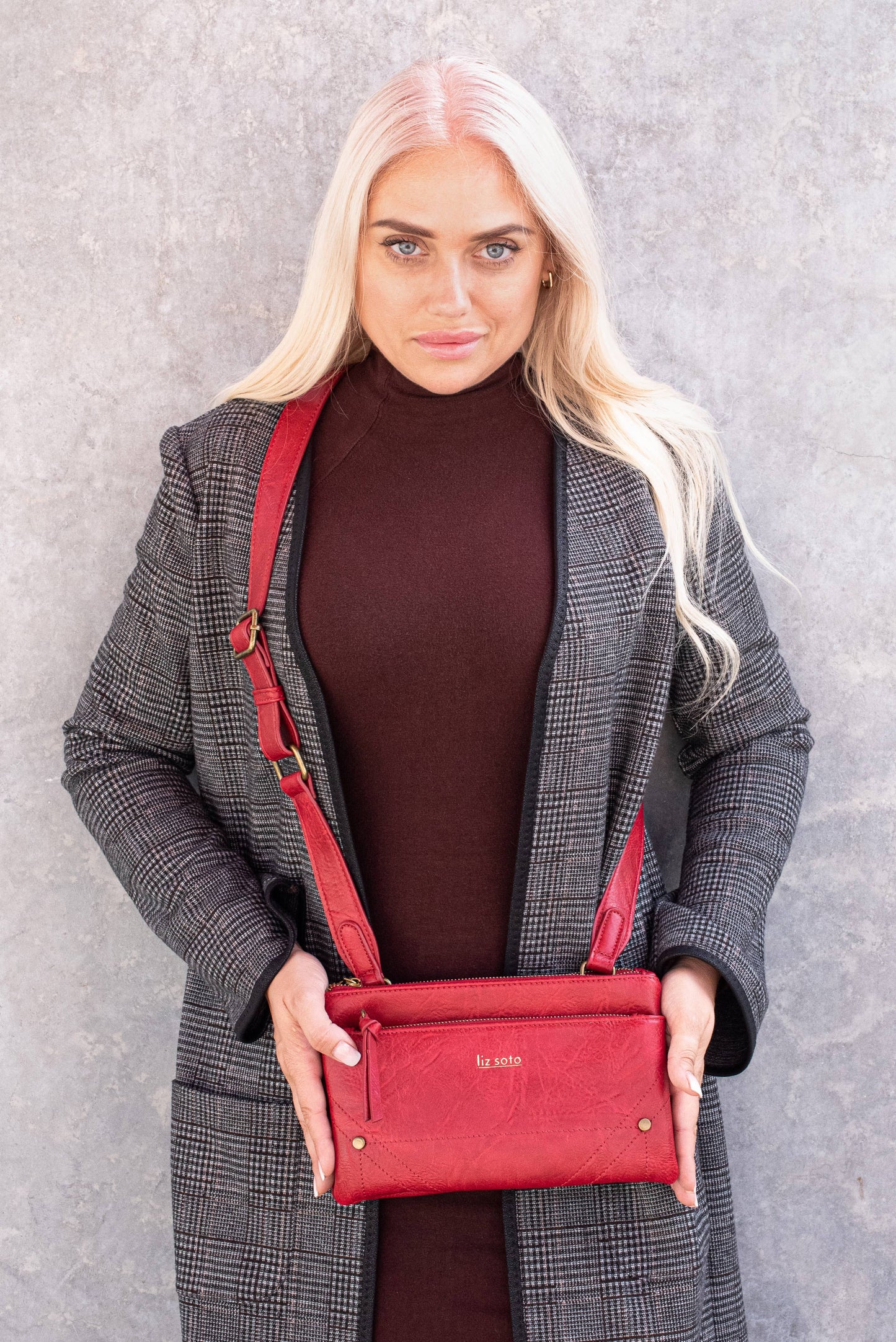 Zoe 3324 Cross Body: Navy - Liz Soto