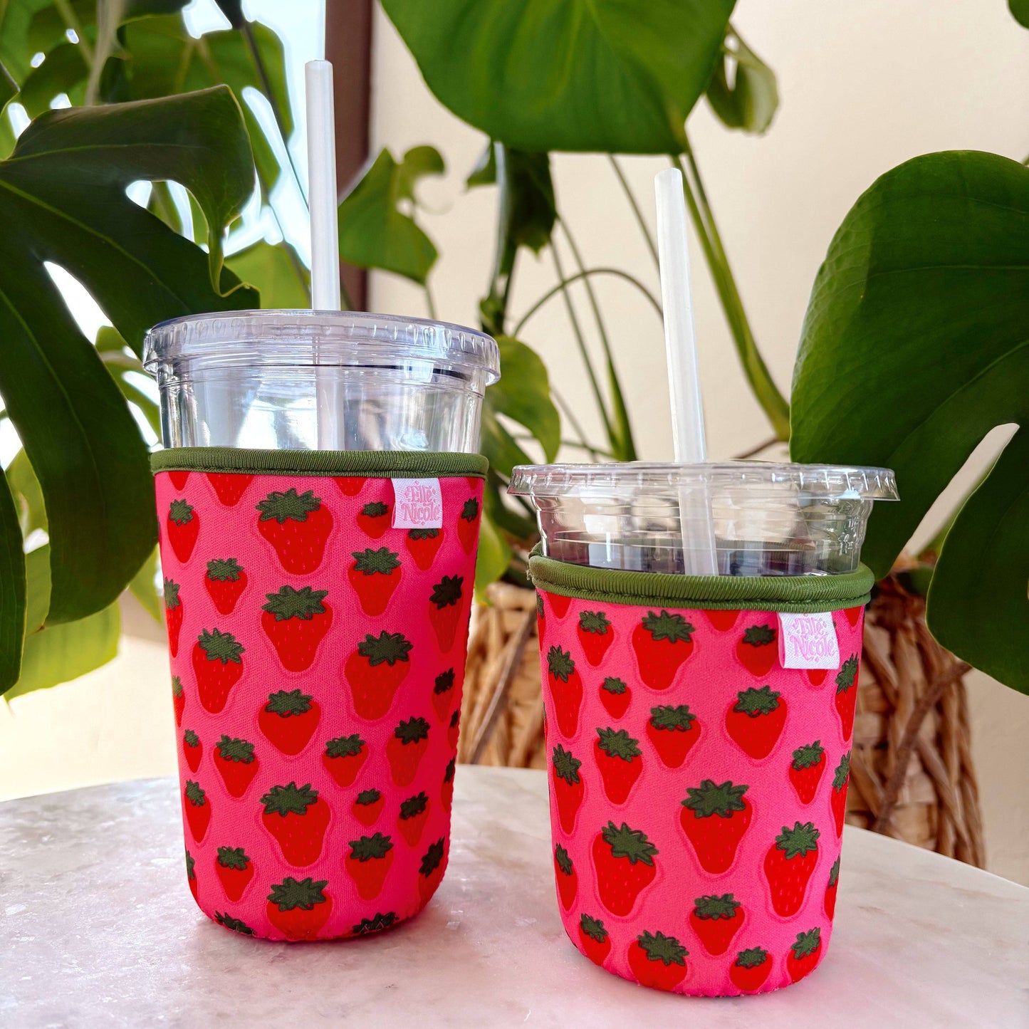 Coffee Cup Cover - Strawberry Field - Iced Drink Sleeve: Large / 24oz