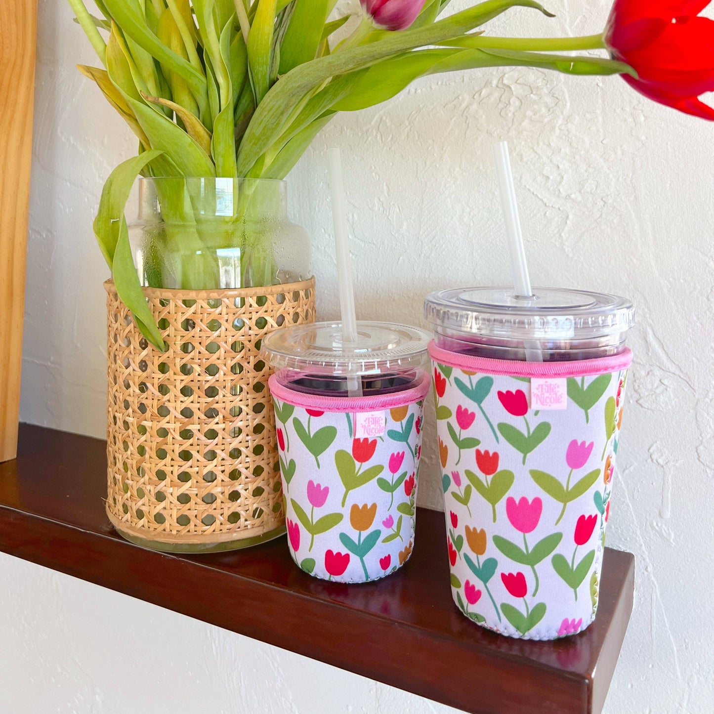 Coffee Cup Cover - Tulips - Iced Drink Sleeve: Large / 24oz