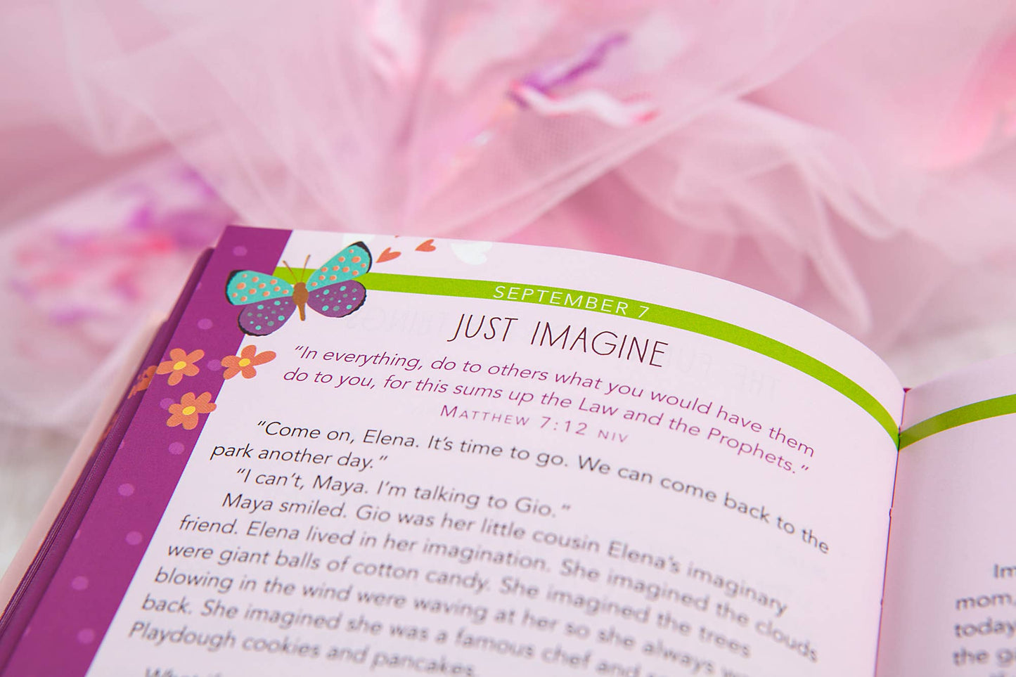 A Little God Time for Girls (Devotional for Girls, Ages 6-9)