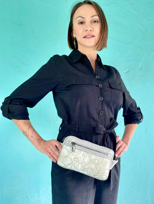 Mia 3319 Cross Body or Belt Bag: Bone - Liz Soto